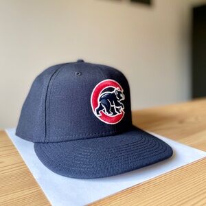 100% Wool Chicago Cubs Custom Alternate Logo 59FIFTY Fitted Cap